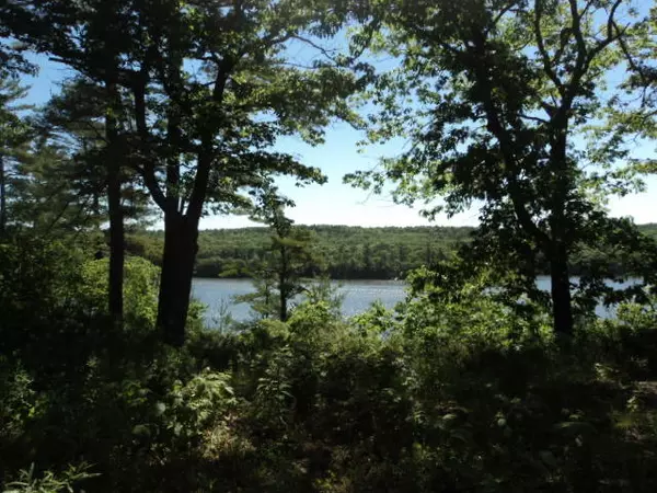 Westport Island, ME 04578,108 Main RD