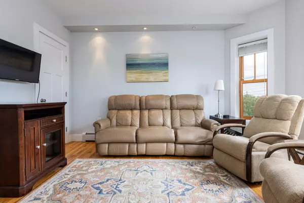 Portland, ME 04101,127 York ST #2