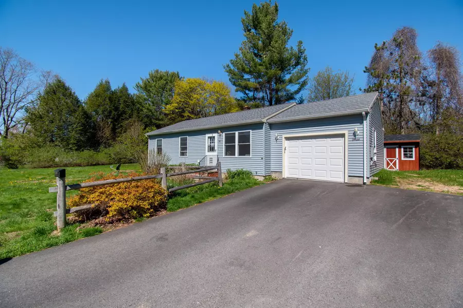 45 Rogers RD, Yarmouth, ME 04096
