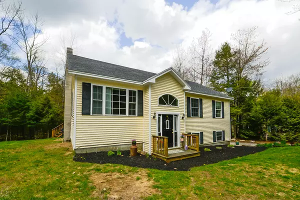 Naples, ME 04055,303 Chaplins Mill RD