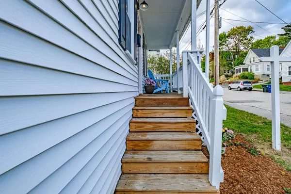 Westbrook, ME 04092,54 North ST