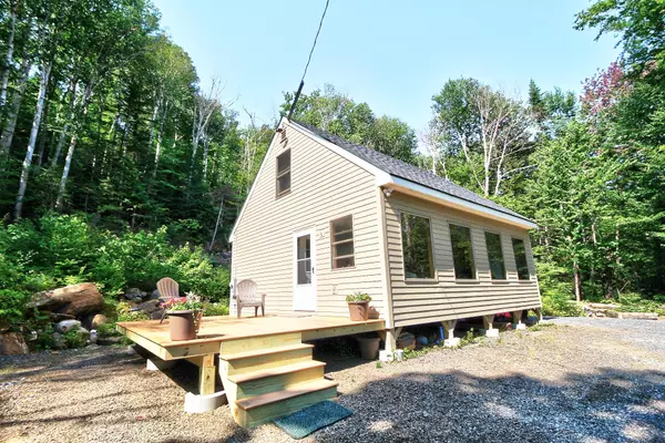 295 Edelheid RD, Sandy River Plt, ME 04970