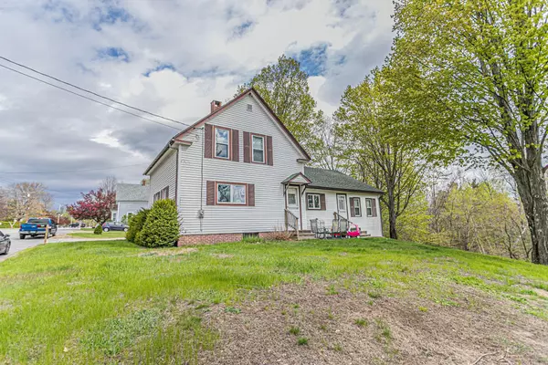 73 Weld RD, Wilton, ME 04294