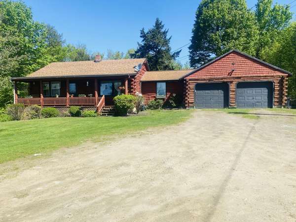 48 Boothby LN, Farmingdale, ME 04344