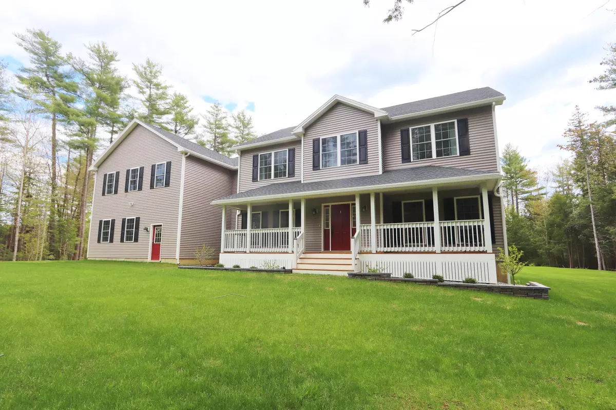 Hampden, ME 04444,153 Foster AVE