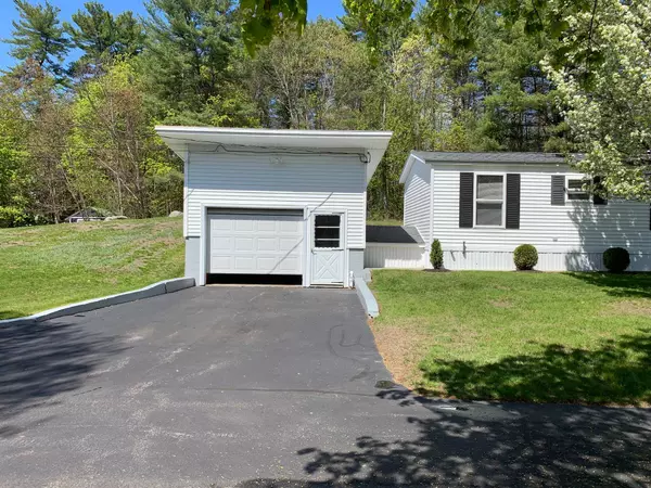 Raymond, ME 04071,6 Williams LN