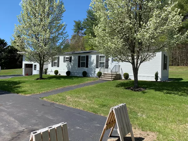 Raymond, ME 04071,6 Williams LN