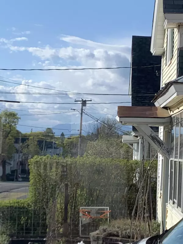 Millinocket, ME 04462,43 Katahdin AVE