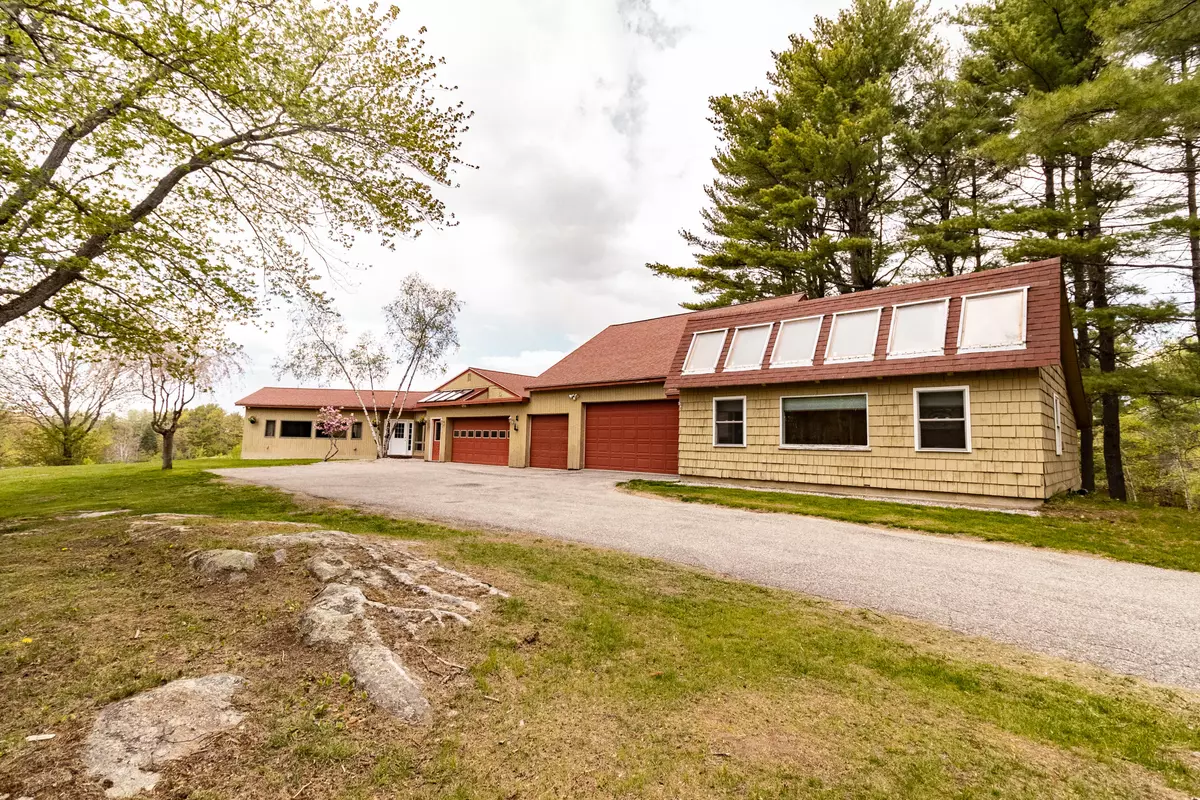 Auburn, ME 04210,334 Johnson RD
