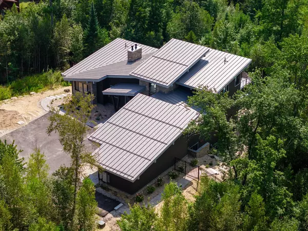 Newry, ME 04261,153 Patriots DR