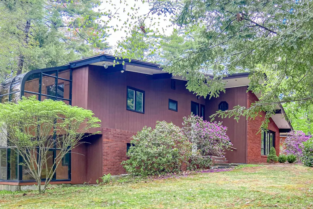 Orono, ME 04473,185 Park ST