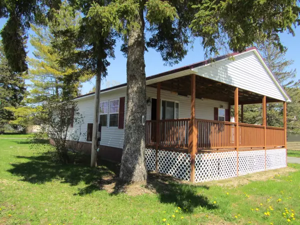 Presque Isle, ME 04769,10 Pond ST