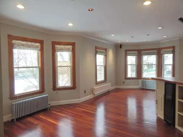 Portland, ME 04103,120 Dartmouth ST