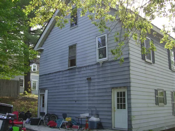 556 Water ST, Gardiner, ME 04345