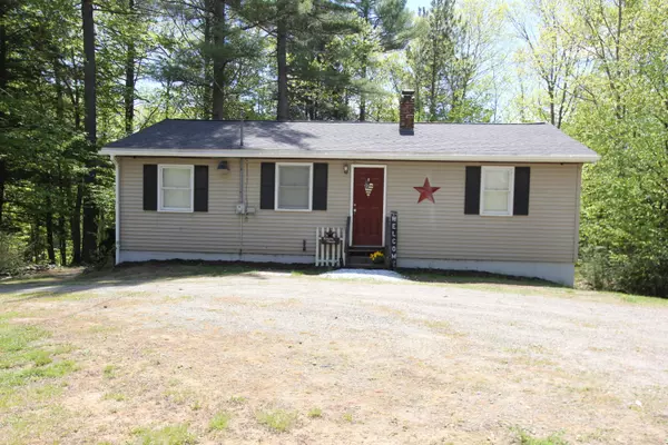 858 Winding Hill RD, Norridgewock, ME 04957