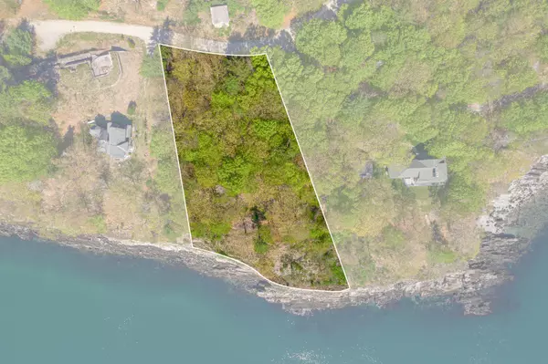 Portland, ME 04109,90 East Side DR