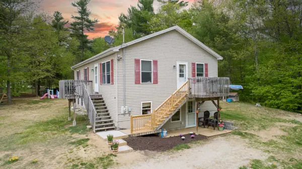 Hebron, ME 04238,25 Hope Hill DR