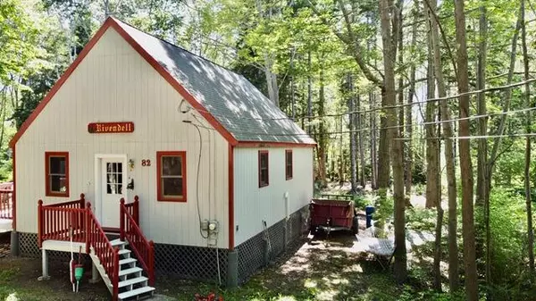 82 Tolman RD, Portland, ME 04108