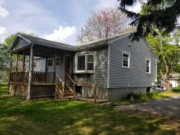 Brunswick, ME 04011,16 Katherine ST