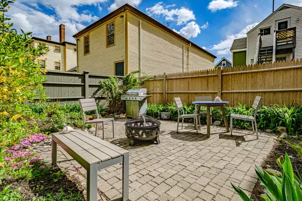 Portland, ME 04102,70 Gray ST