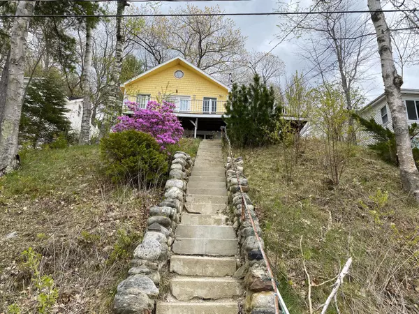 Sabattus, ME 04280,65 Riley RD