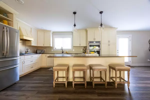 Topsham, ME 04086,25 David DR