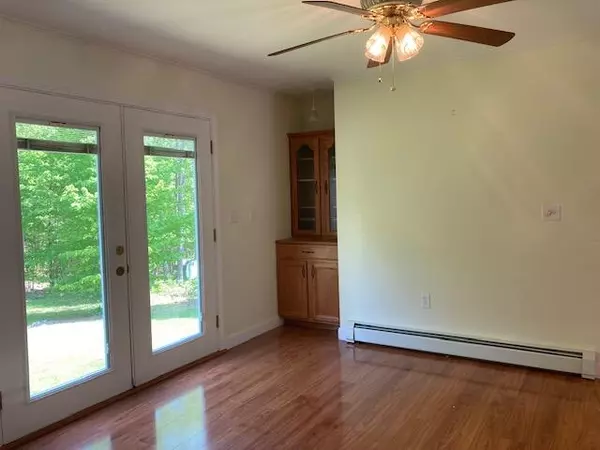Sabattus, ME 04280,44 Moore DR