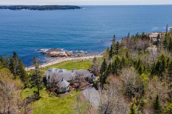 Milbridge, ME 04658,25 Baldwin Head RD