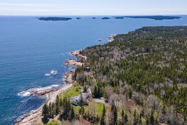 25 Baldwin Head RD, Milbridge, ME 04658