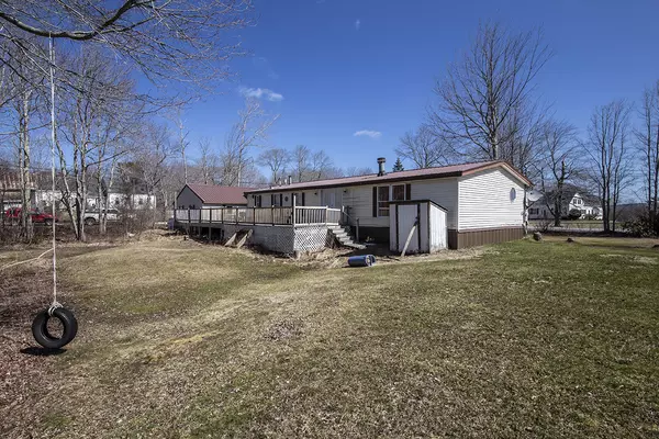 Warren, ME 04864,401 Beechwood ST