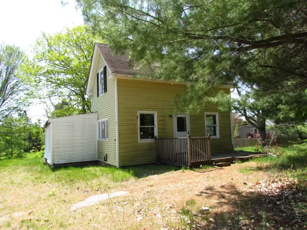 26 Spring ST, Lisbon, ME 04250