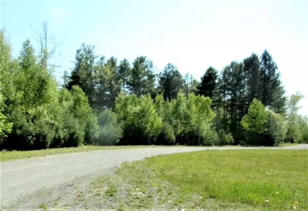 Stockton Springs, ME 04981,26 Heights RD