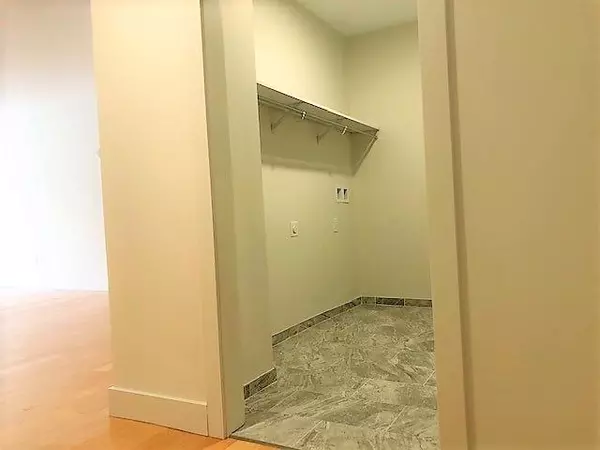 Portland, ME 04103,53 McAuley WAY #203