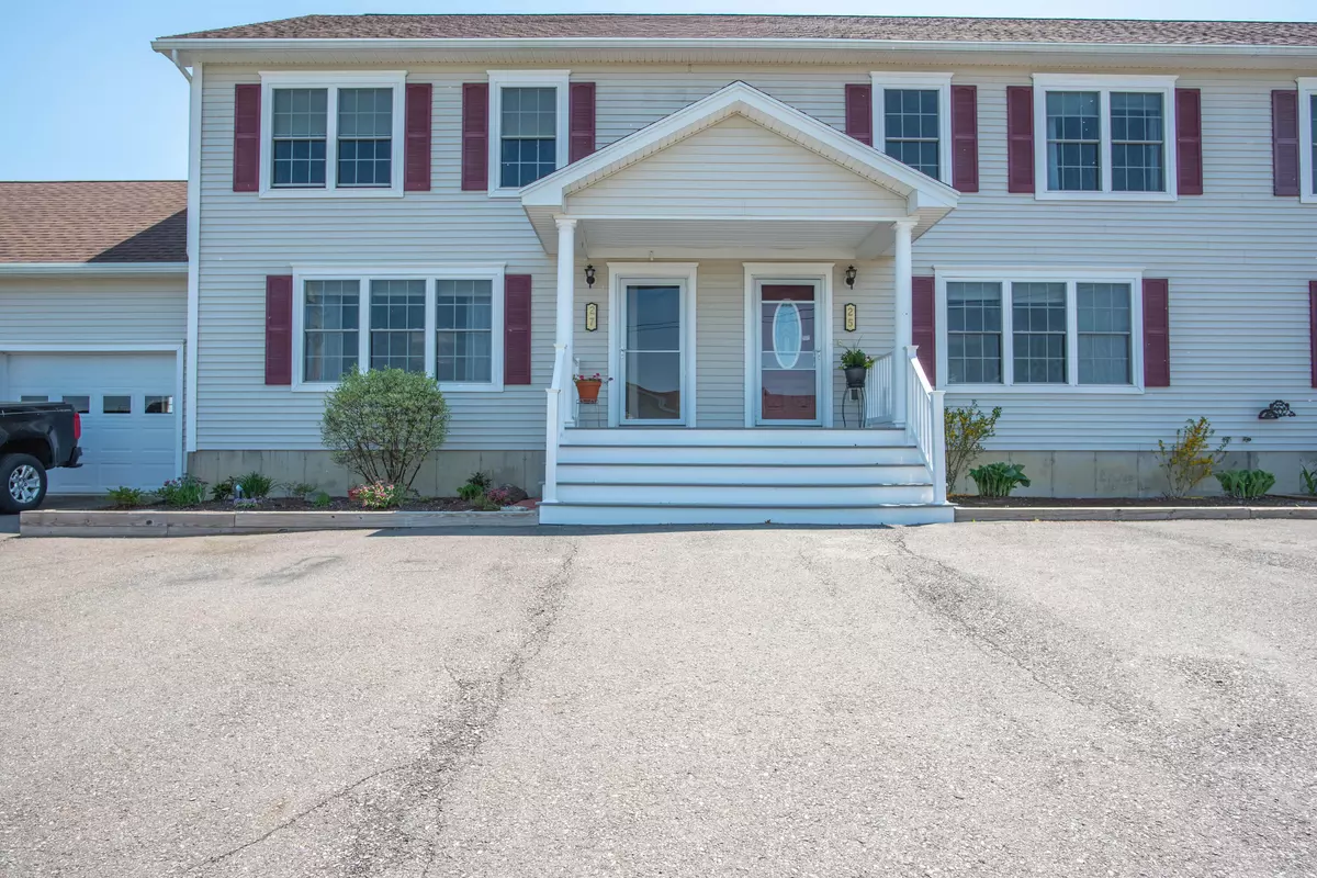 Hermon, ME 04401,27 Hunter DR #27