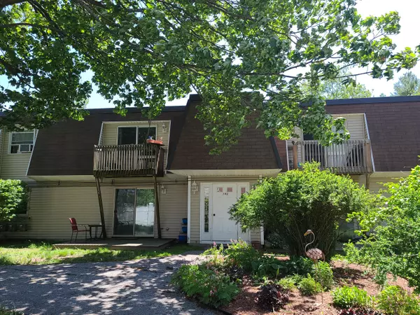 193 Russell ST #14, Lewiston, ME 04240