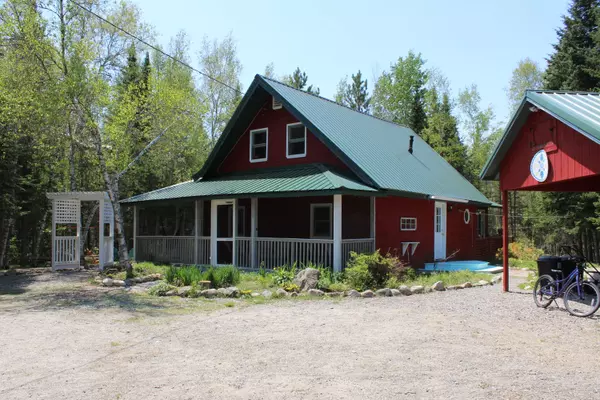 Seboeis Plt, ME 04448,1136 Seboeis RD