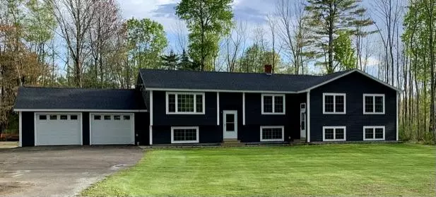 Newport, ME 04953,435 Elm ST