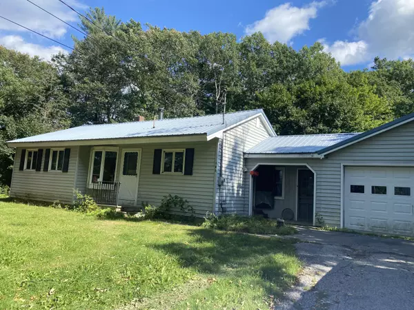 183 Cushnoc RD, Vassalboro, ME 04989