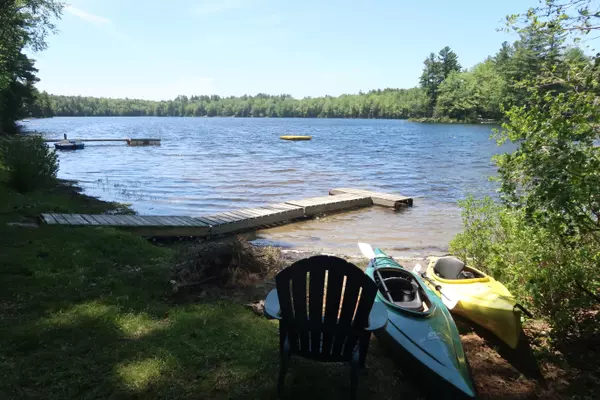 Sidney, ME 04330,527 E Sunflower LN E