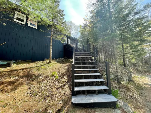 3059 Carrabassett DR, Carrabassett Valley, ME 04947