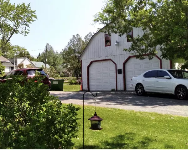 Waterville, ME 04901,32 Elmwood AVE