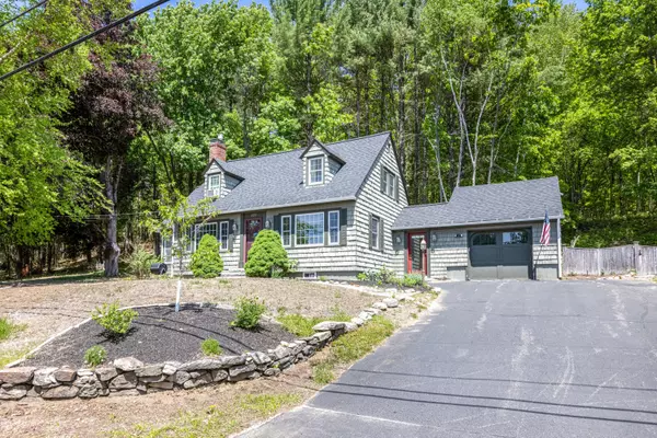 325 Lake ST, Auburn, ME 04210