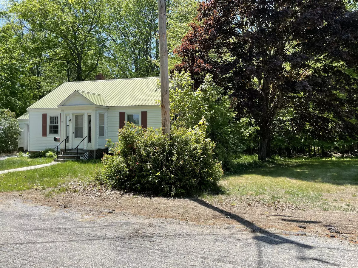 Norway, ME 04268,19 Nevers AVE