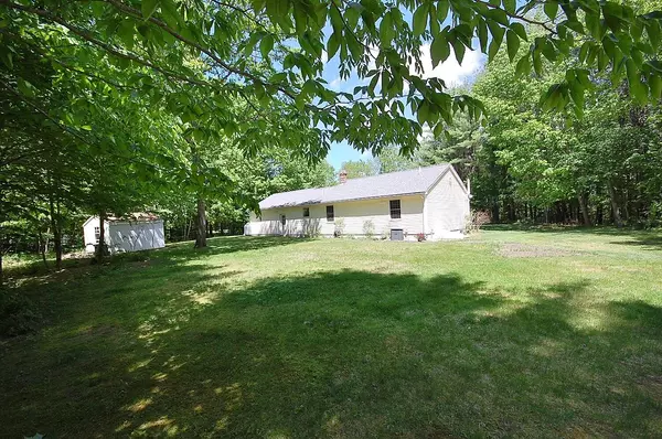 New Gloucester, ME 04260,17 Sally LN