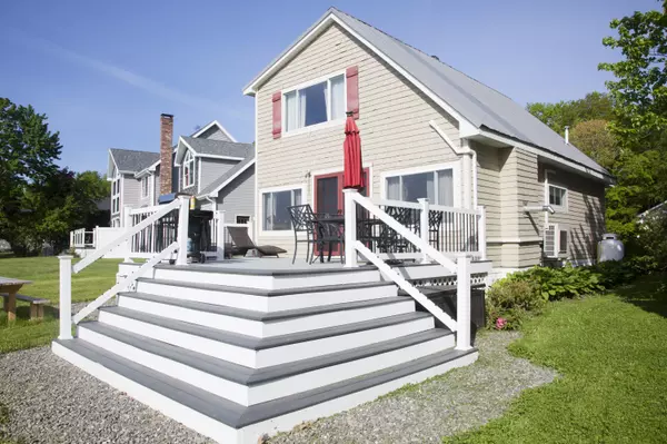 879 Woodland AVE, Old Town, ME 04468