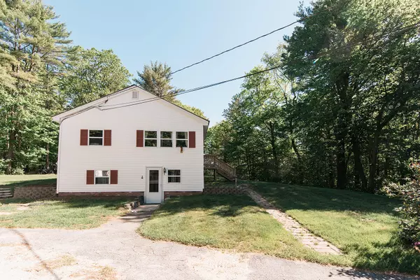 Oxford, ME 04270,14 Dixie DR