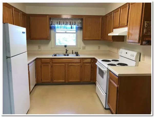 Winter Harbor, ME 04693,48 Navy Drive