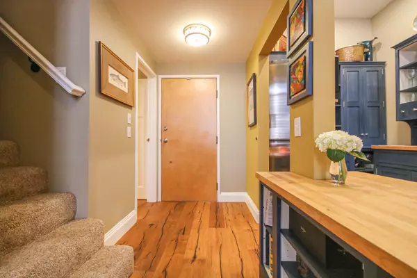 Portland, ME 04101,99 Silver ST #1-1