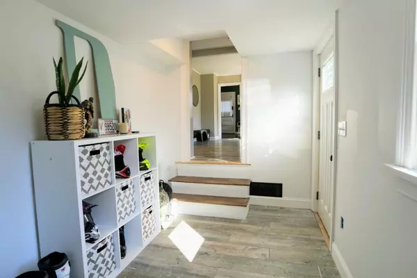 South Portland, ME 04106,113 Bonnybriar RD