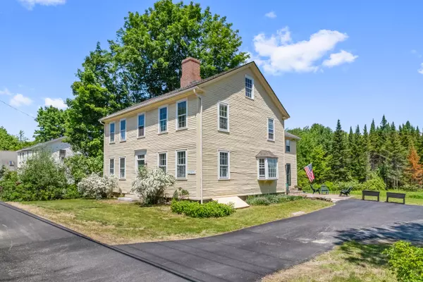 57 W Main ST, Yarmouth, ME 04096
